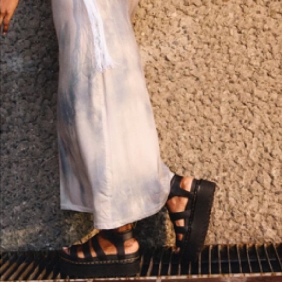 Dr. Martens Blair Platform Sandals NIB - Picture 2 of 10